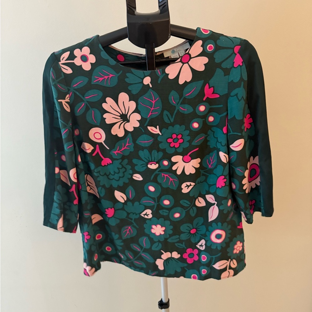 Boden Women’s Green and Pink Floral 3/4 Sleeves Top Size 8
